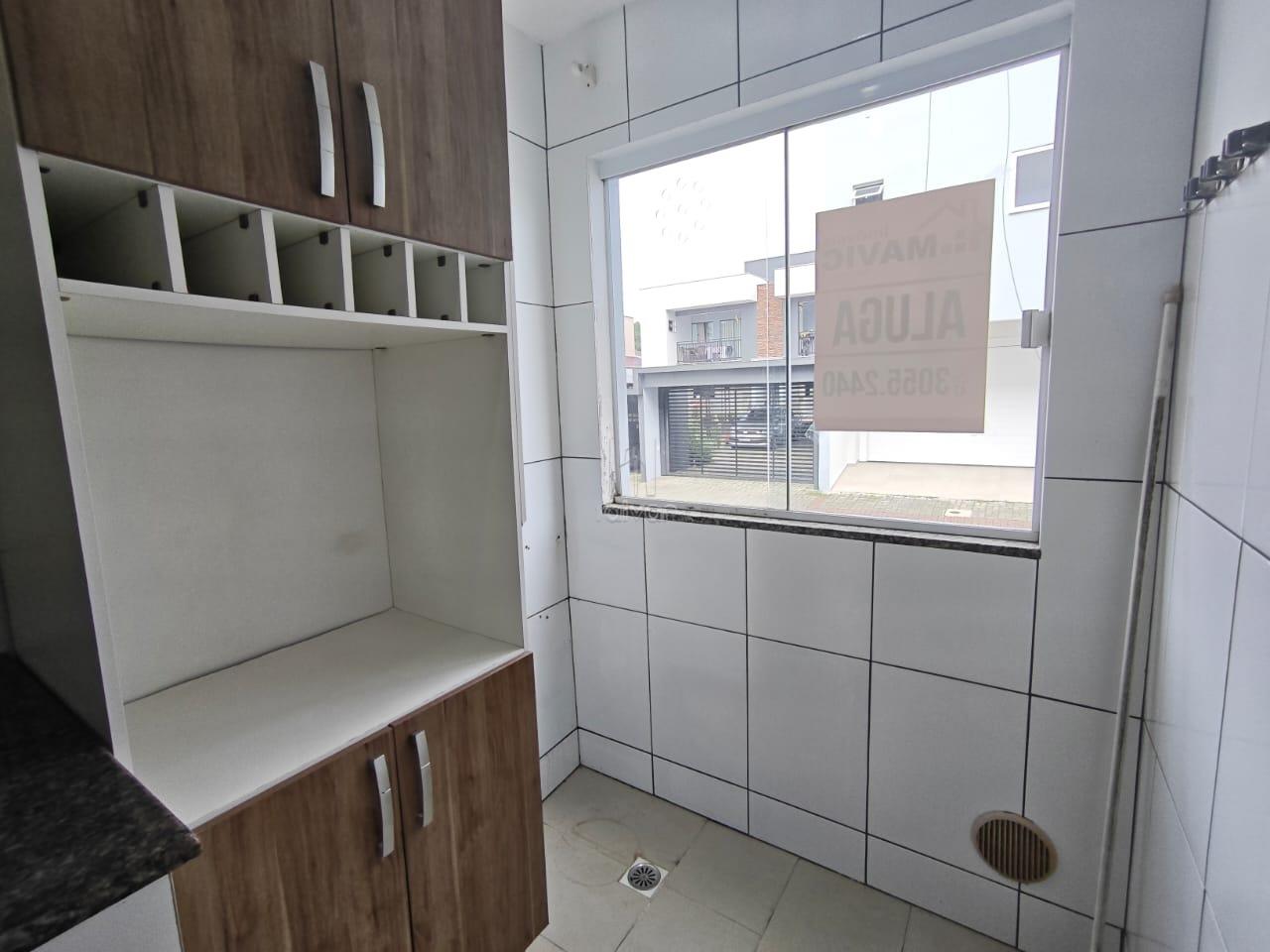 Apartamento para aluguel no Água Verde: 