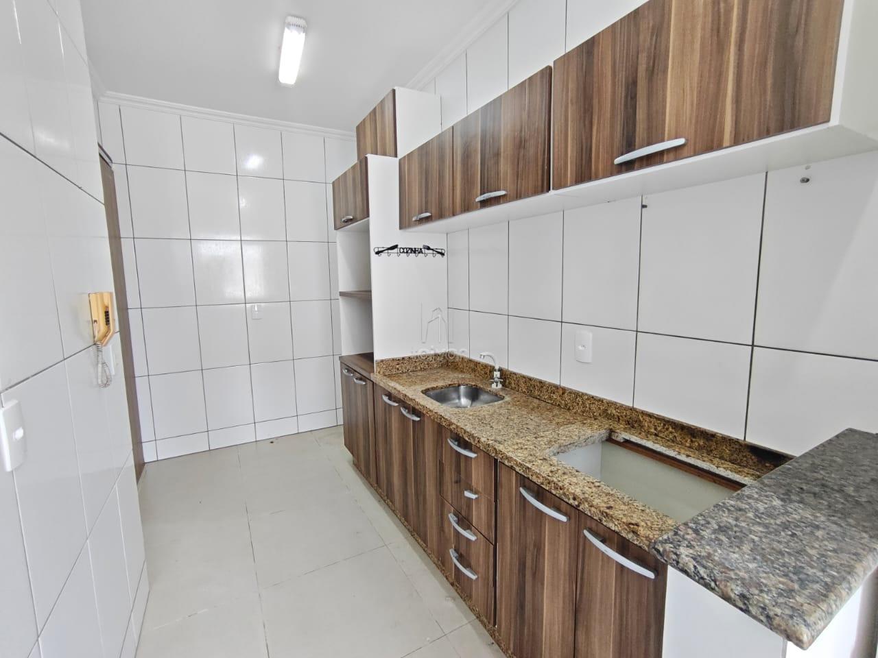 Apartamento para aluguel no Água Verde: 