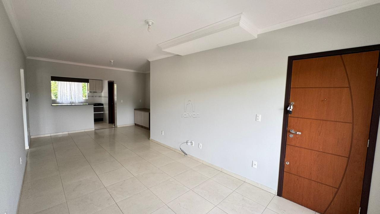 Apartamento para aluguel no Rau: 