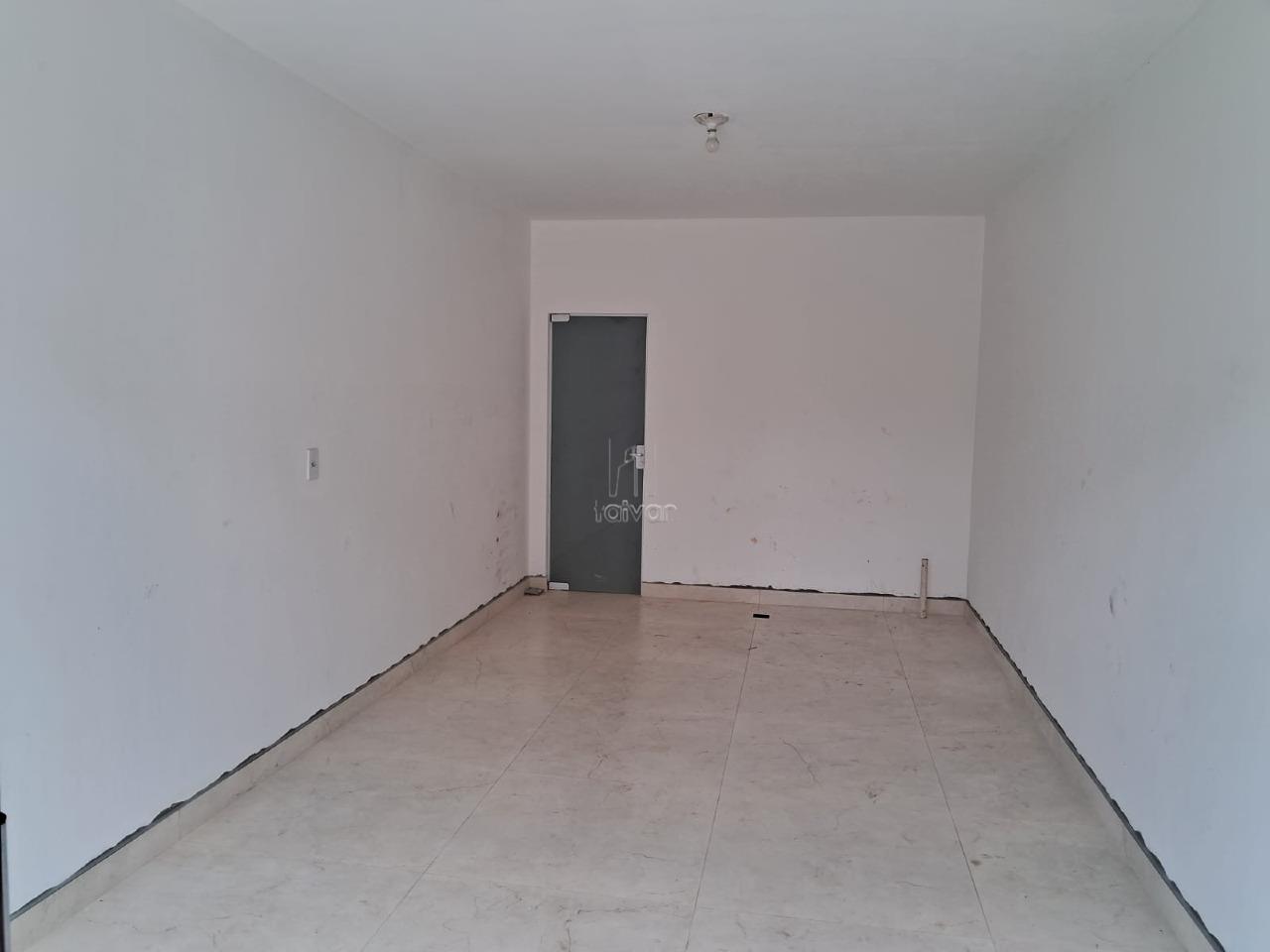 Casa para aluguel no Tifa Martins: 