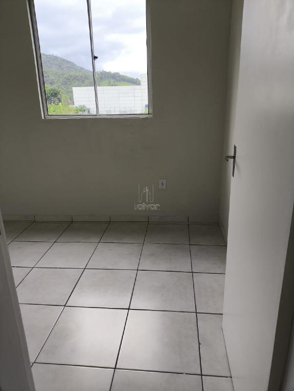 Apartamento para aluguel no Rio Da Luz: 