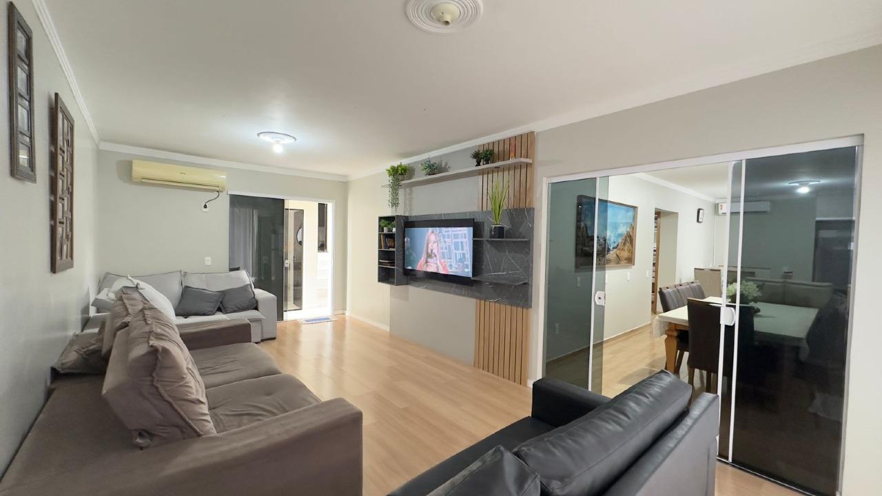 Casa à venda no Braço do Ribeirão Cavalo: 