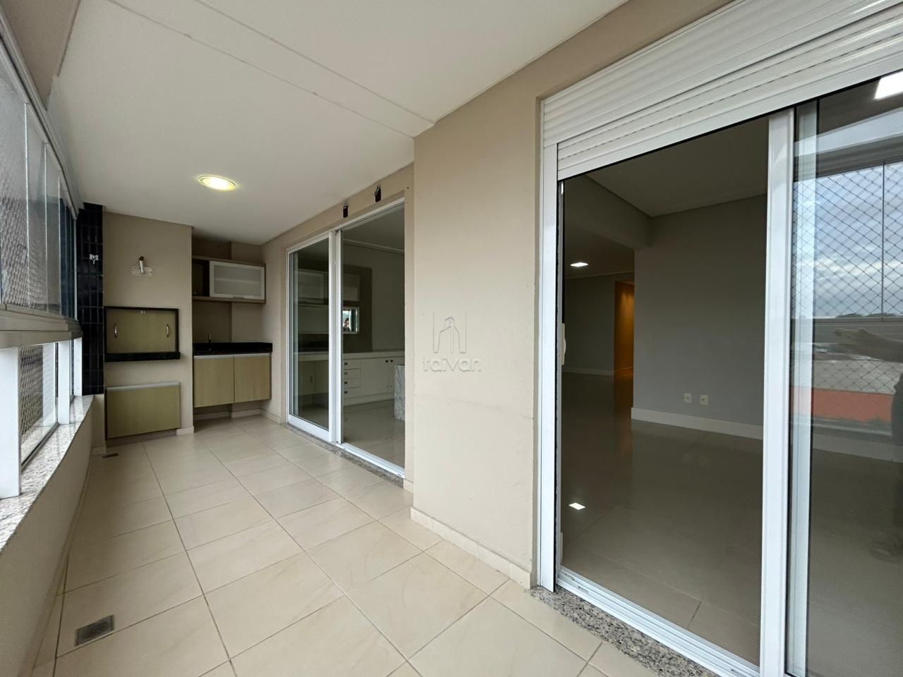 Apartamento para aluguel no Centro: 