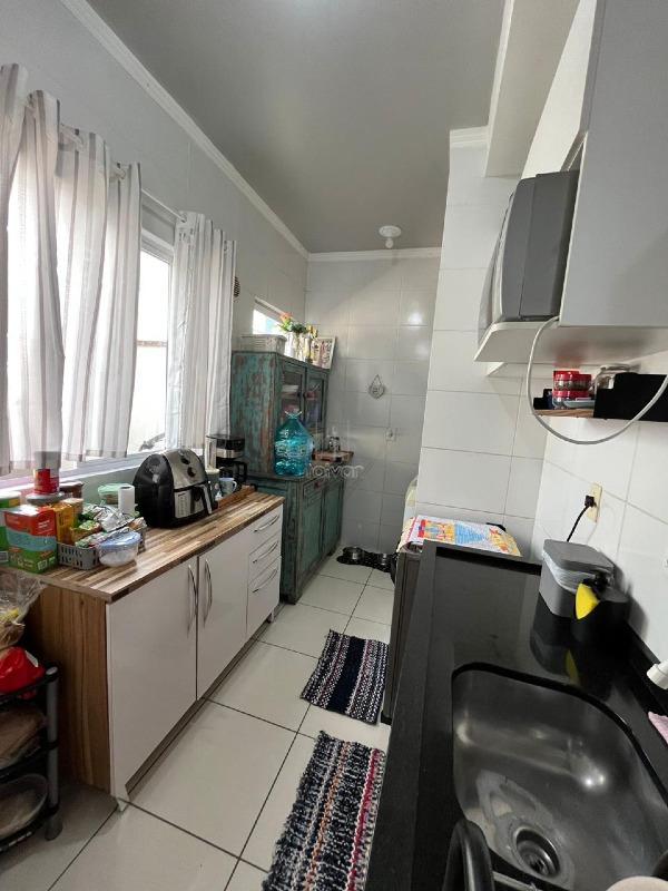 Apartamento à venda no Rau: 