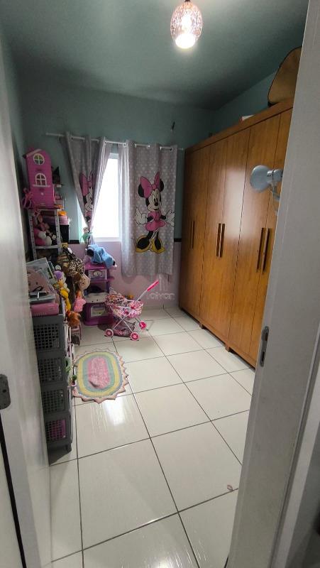 Apartamento à venda no Rau: 