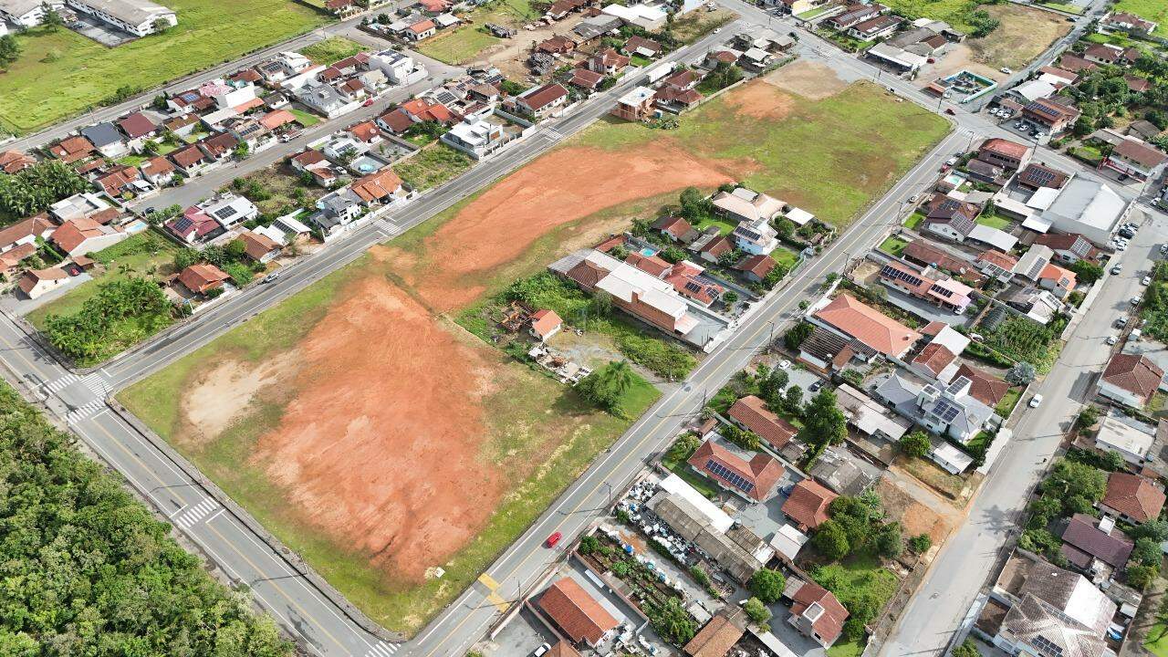 Terreno à venda no Centro Norte: 