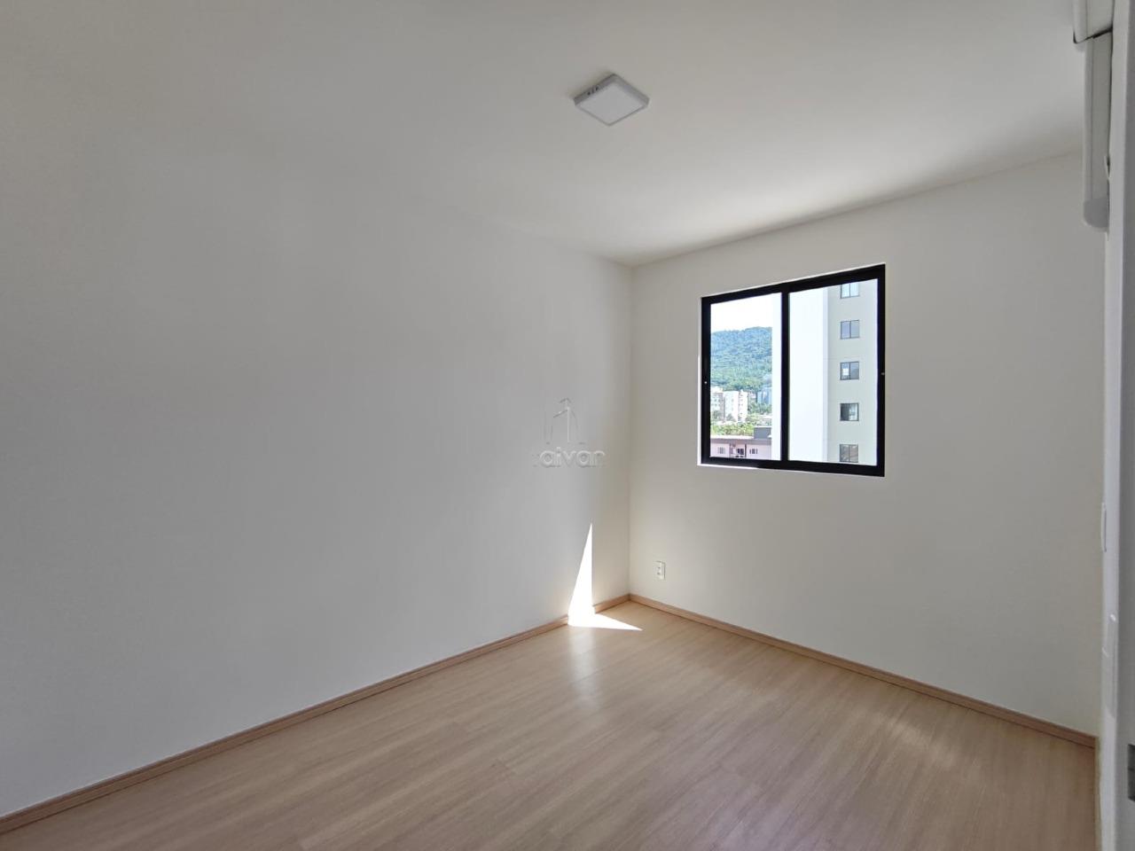 Apartamento para aluguel no Vila Baependi: 