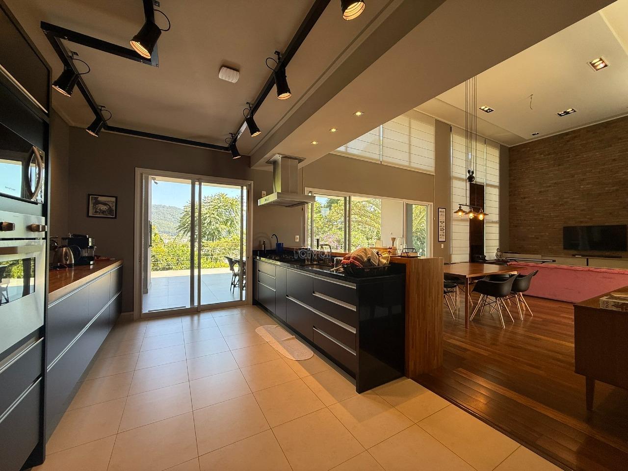 Casa para aluguel no Vila Baependi: 