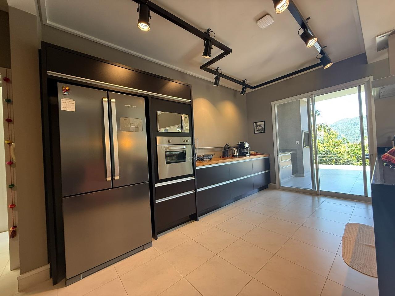 Casa para aluguel no Vila Baependi: 