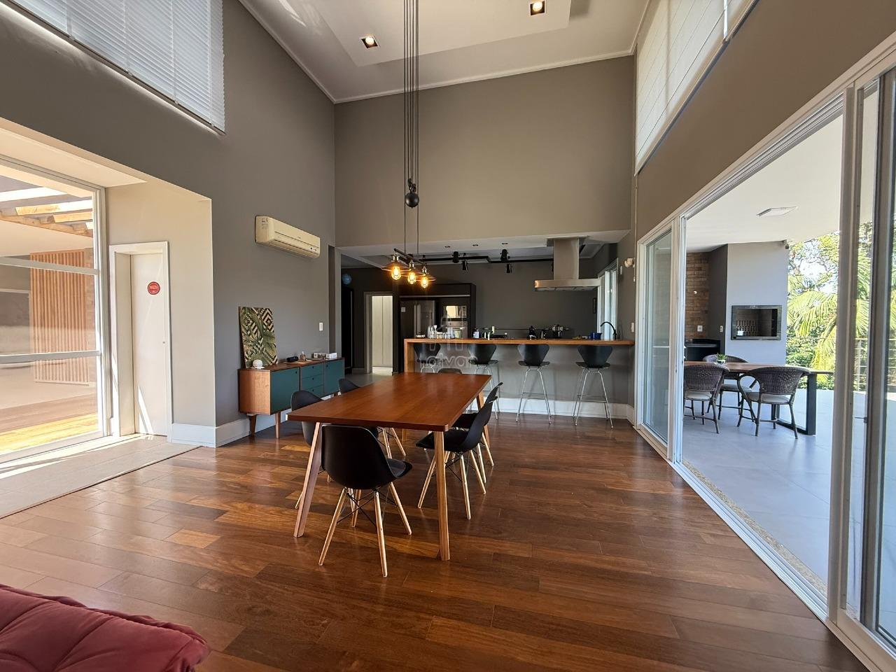 Casa para aluguel no Vila Baependi: 