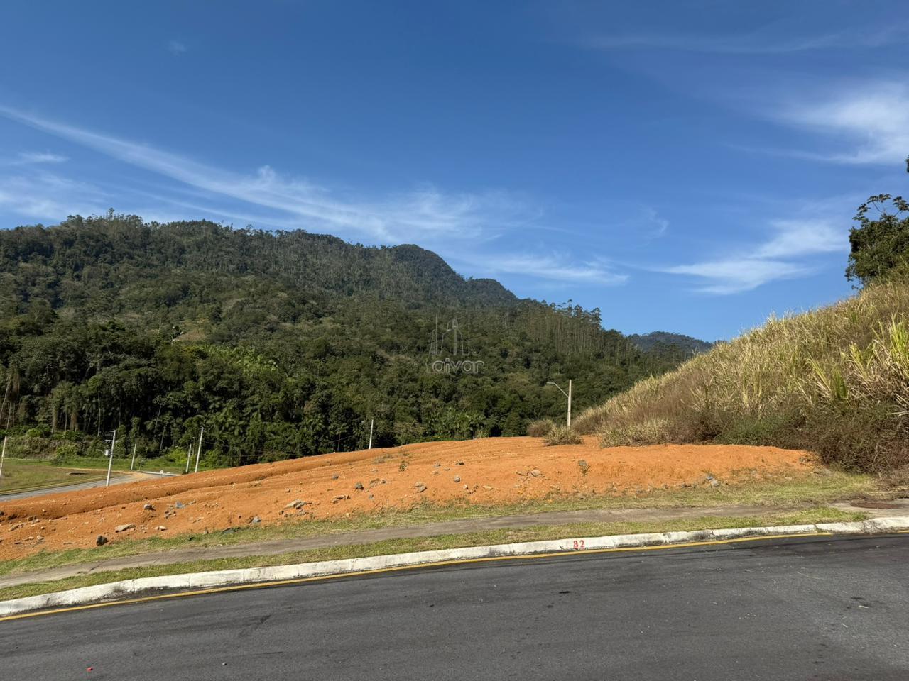 Terreno à venda no Rio Cerro I: 