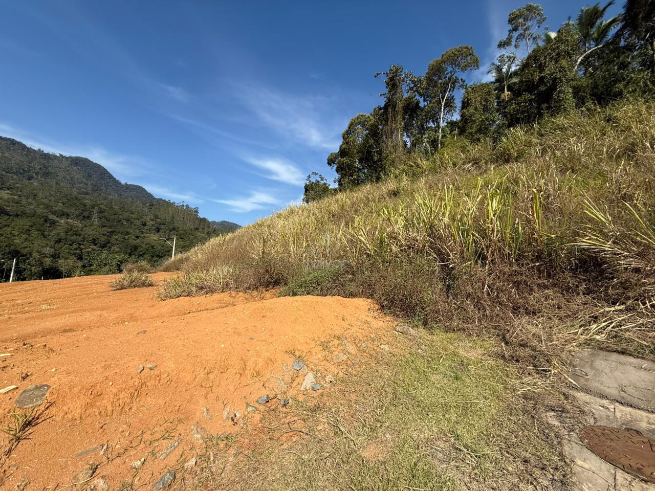Terreno à venda no Rio Cerro I: 