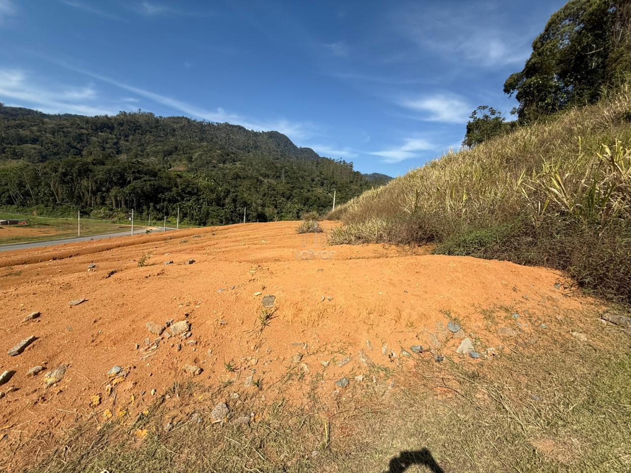 Terreno à venda no Rio Cerro I: 