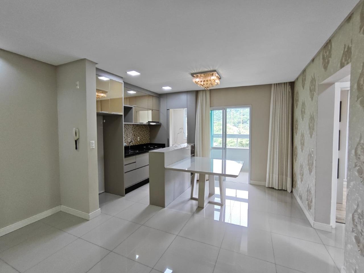 Apartamento para aluguel no Barra do Rio Cerro: 