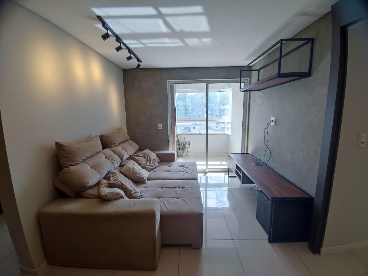 Apartamento à venda no Barra do Rio Molha: 