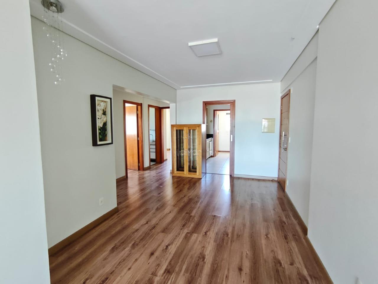 Apartamento para aluguel no Centro: 