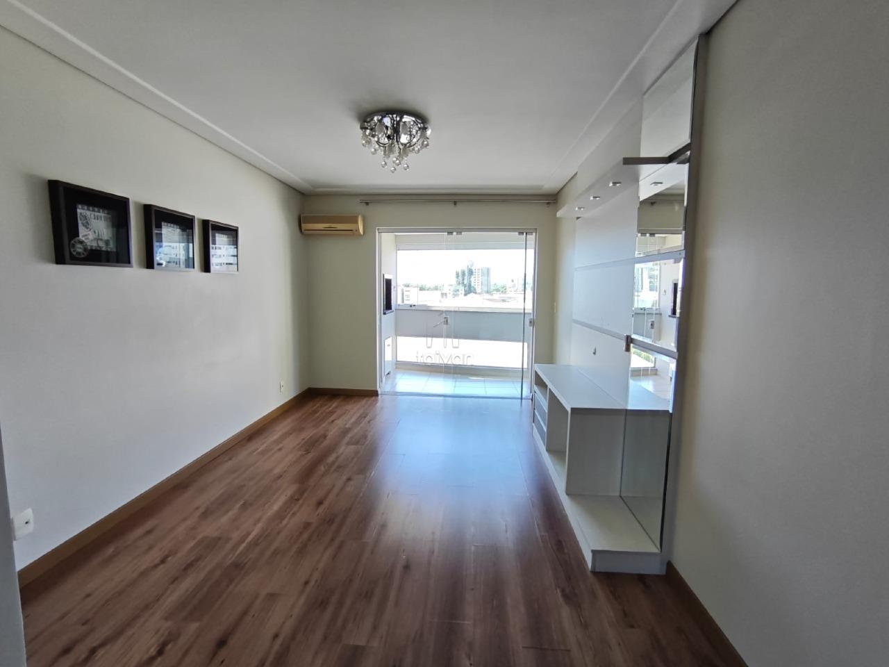 Apartamento para aluguel no Centro: 