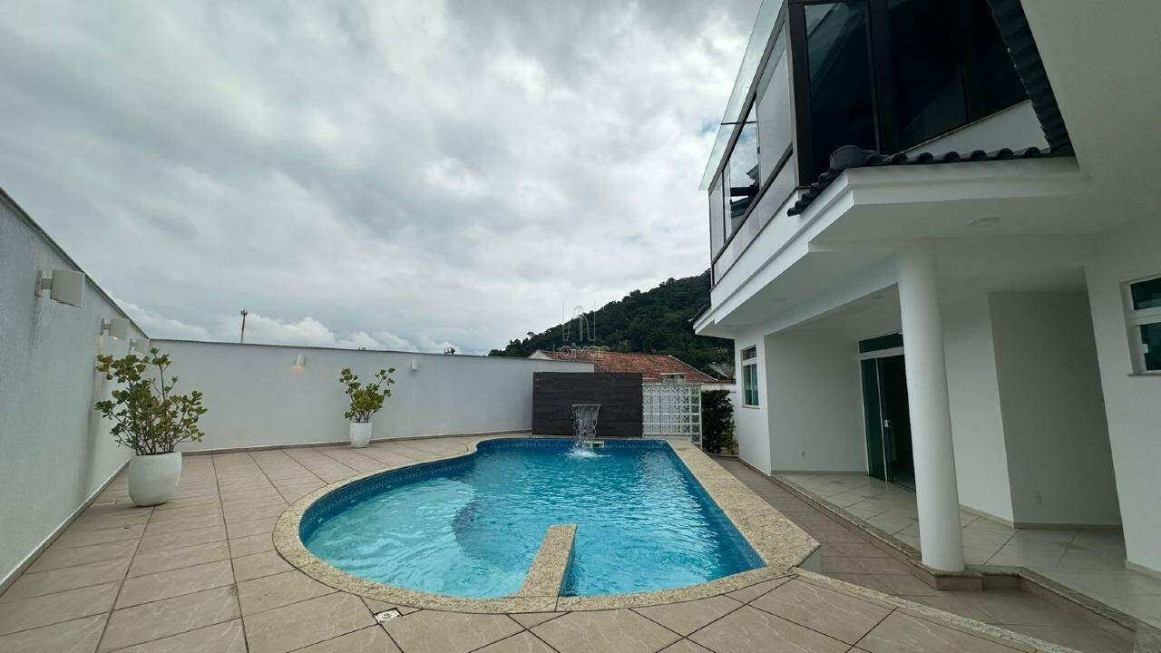 Casa à venda no Czerniewicz: 