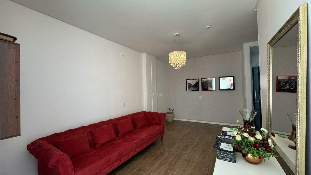 Apartamento à venda no Jaraguá Esquerdo: 