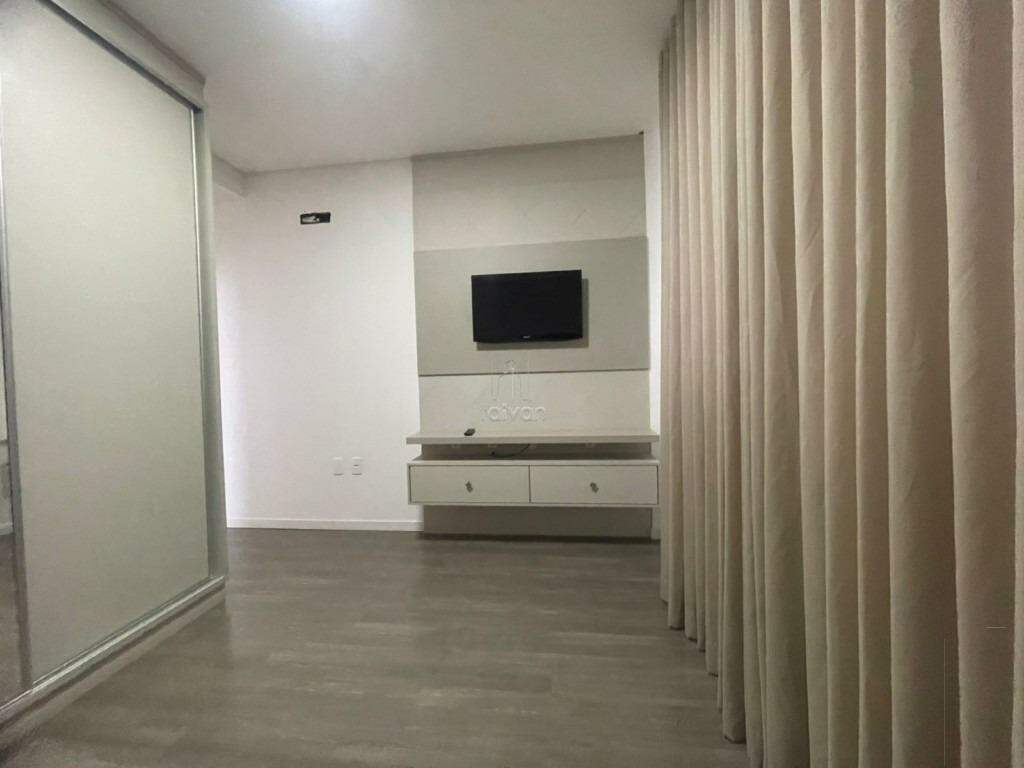 Apartamento à venda no Jaraguá Esquerdo: 