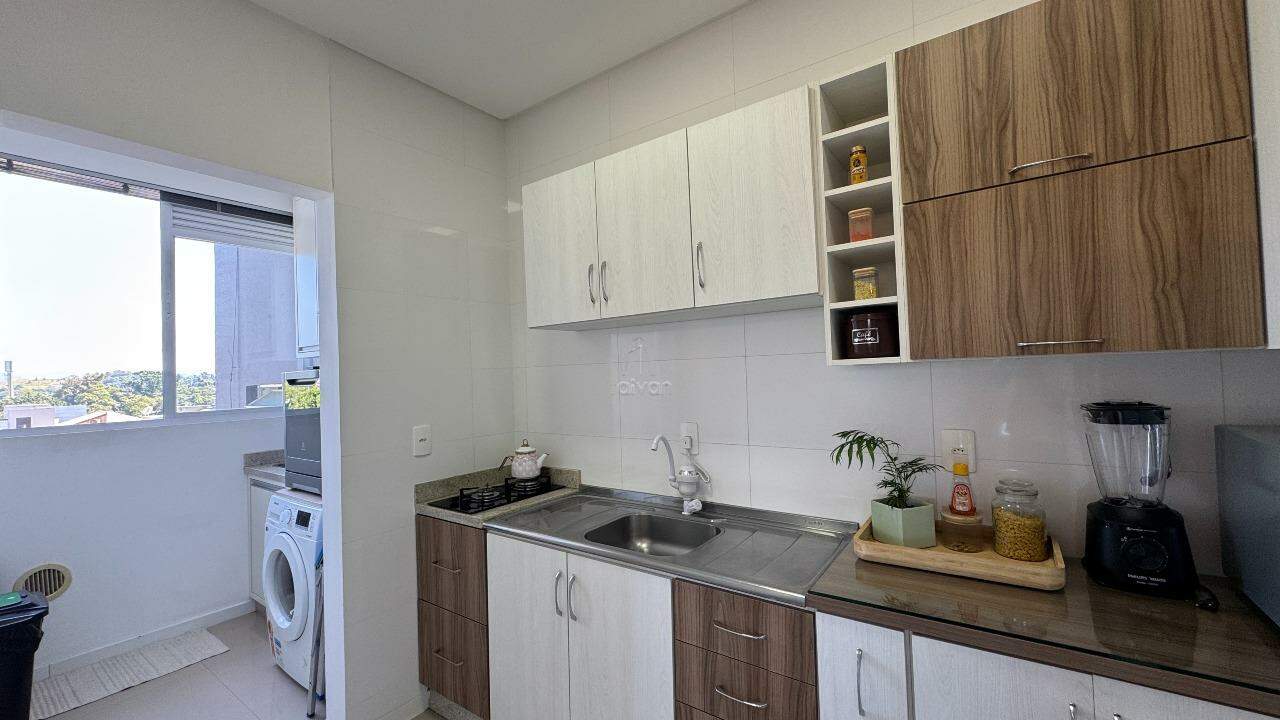 Apartamento à venda no Jaraguá Esquerdo: 
