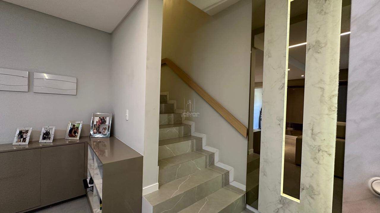 Geminado à venda no São Luis: 