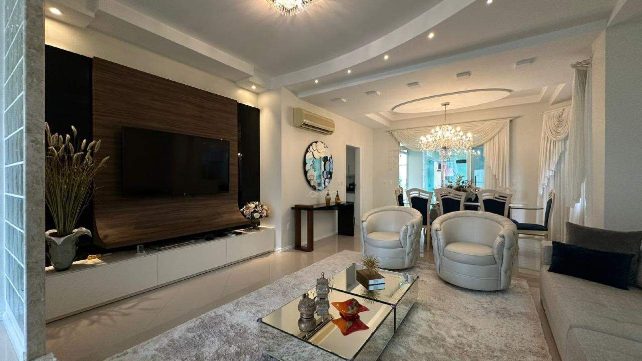 Casa à venda no Amizade: 