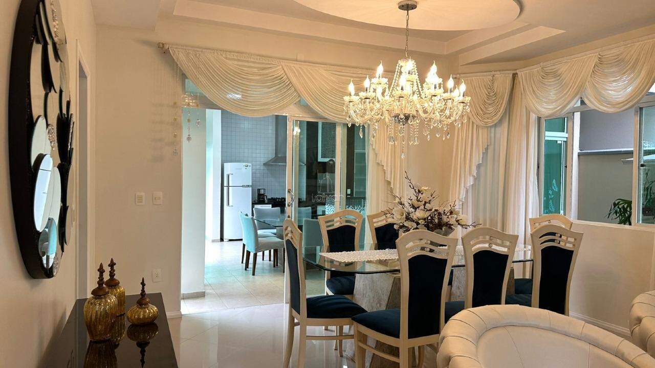 Casa à venda no Amizade: 