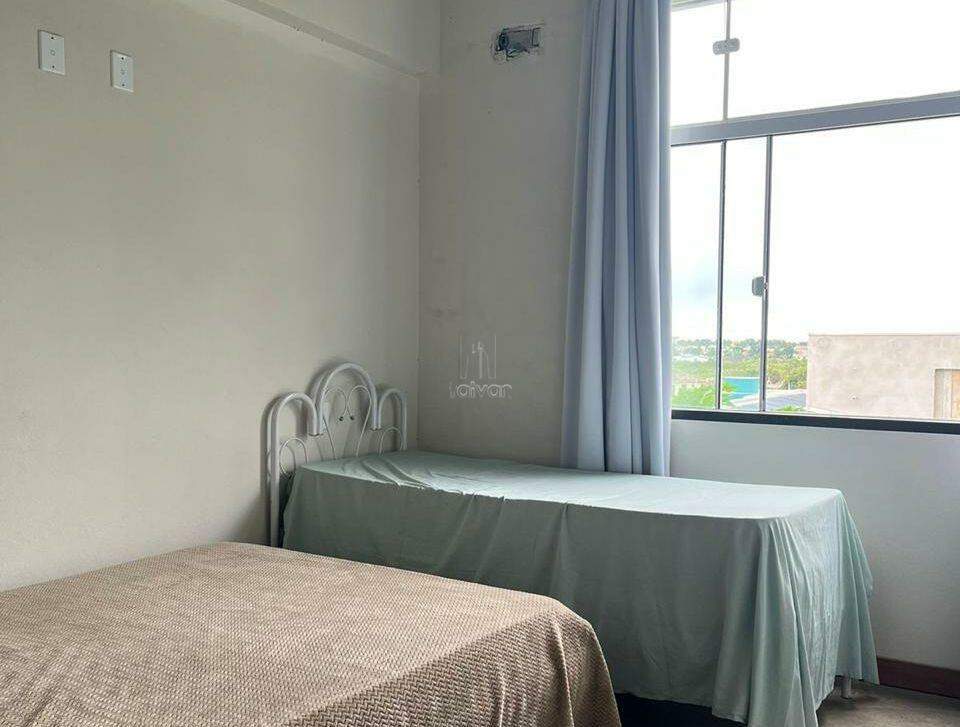 Casa à venda no Centro: 