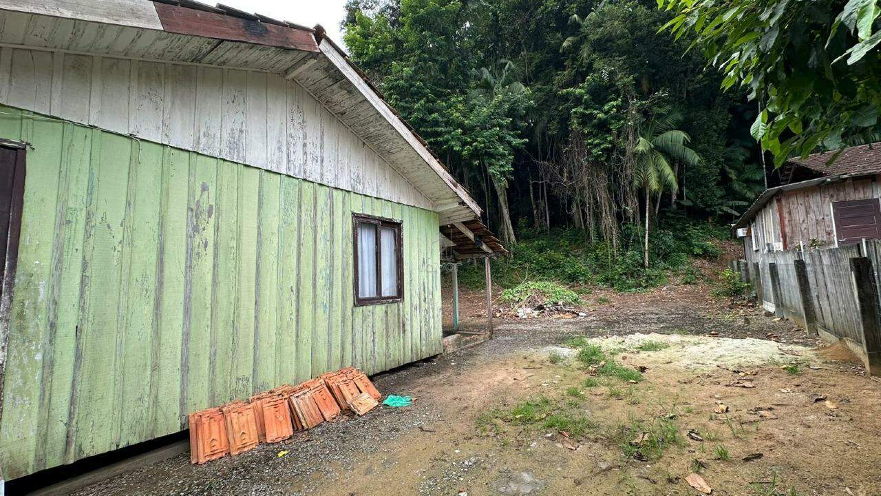 Terreno à venda no Jaraguá 99: 