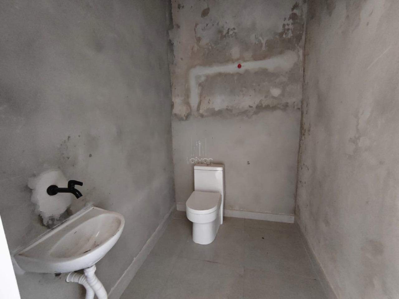 Sala Comercial para aluguel no Czerniewicz: 