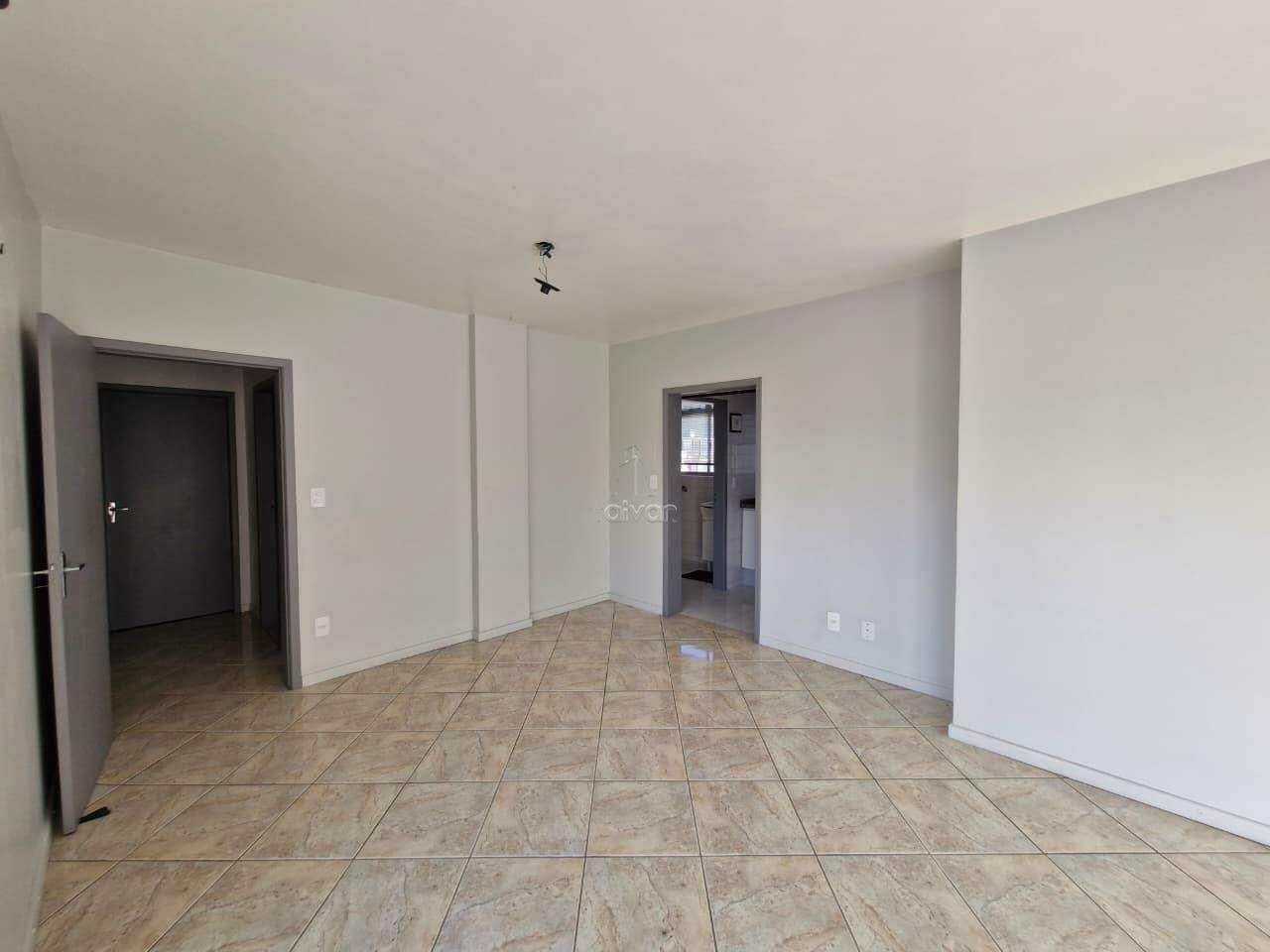 Apartamento para aluguel no Centro: 