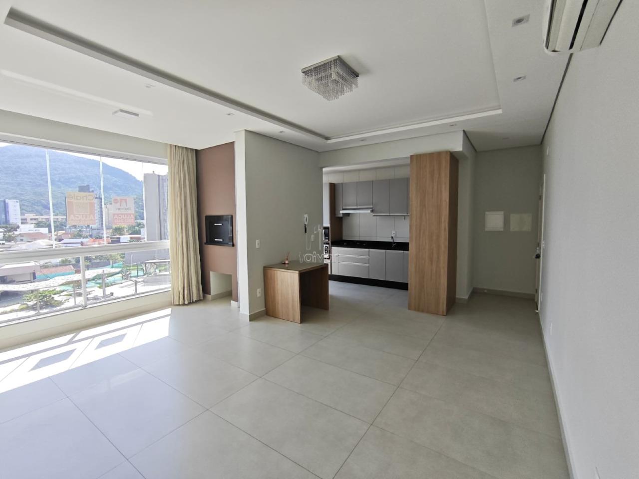 Apartamento para aluguel no Centro: 