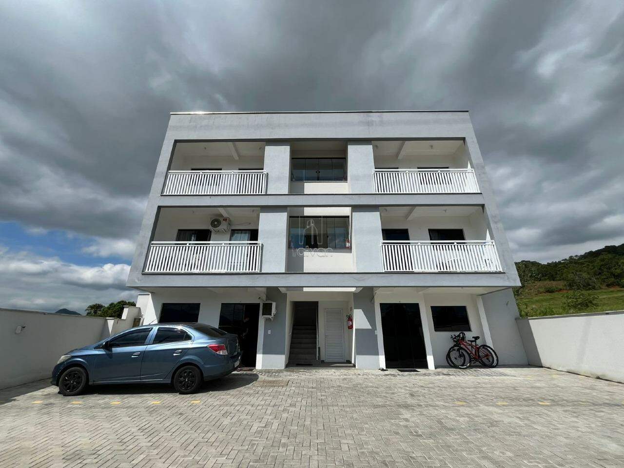 Apartamento à venda no Três Rios do Sul: 