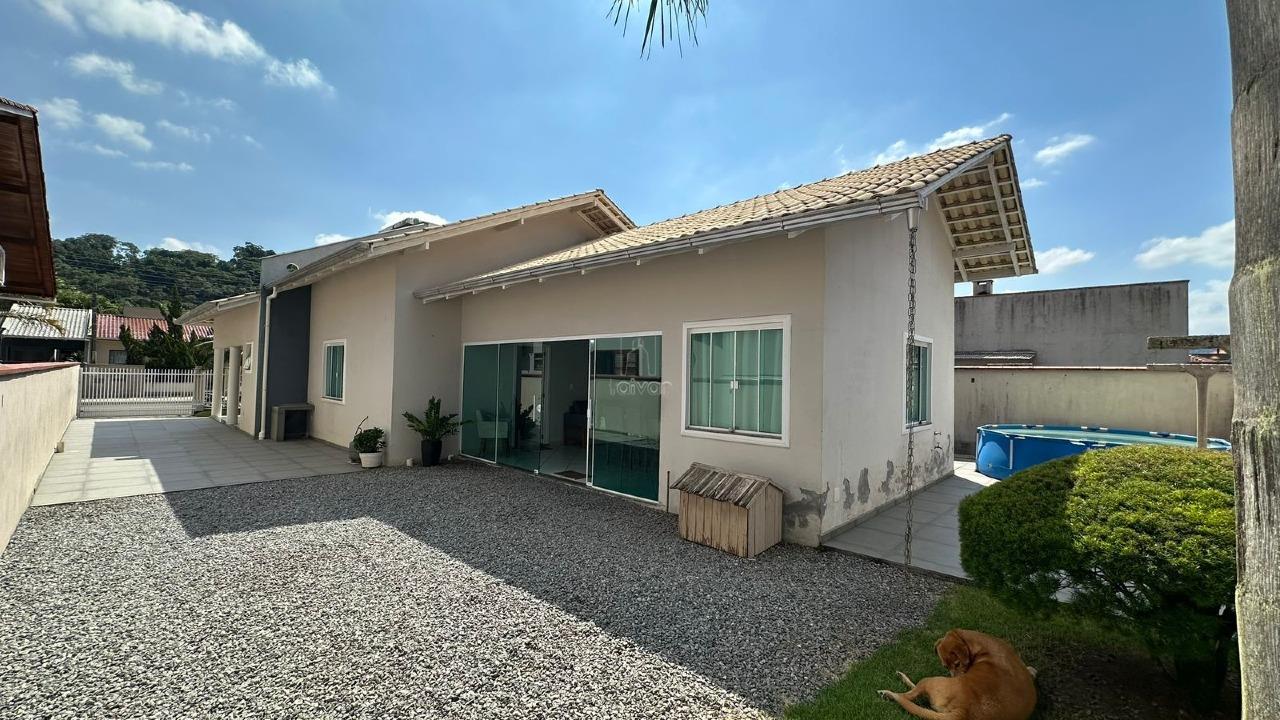 Casa à venda no Três Rios do Sul: 