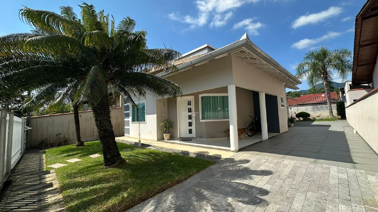 Casa à venda no Três Rios do Sul: 