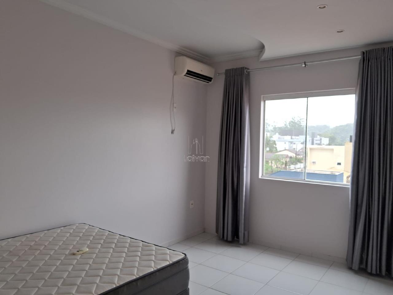 Apartamento à venda no Três Rios do Sul: 
