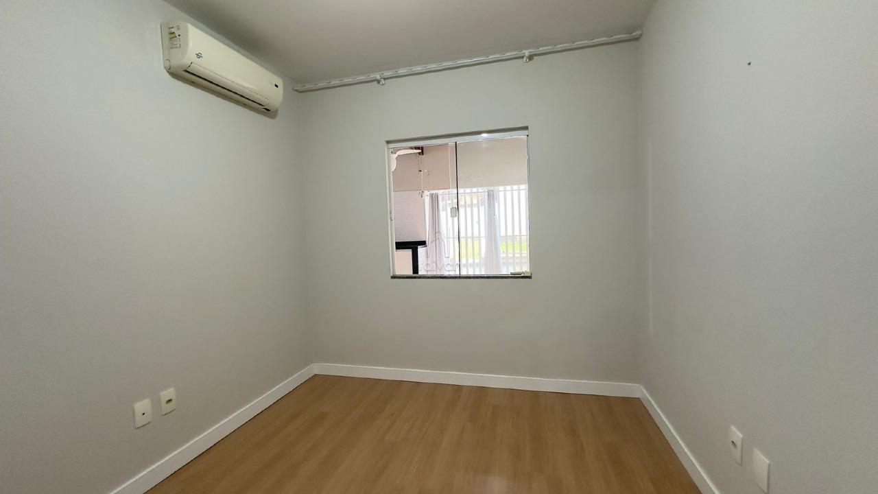 Geminado à venda no Três Rios do Norte: 