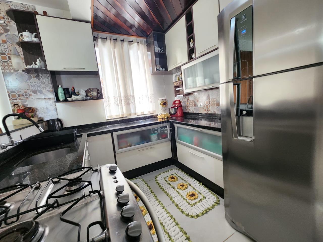 Casa à venda no Amizade: 