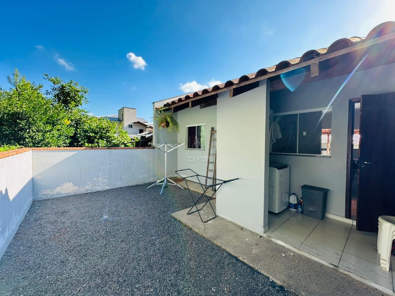 Casa à venda no Três Rios do Norte: 