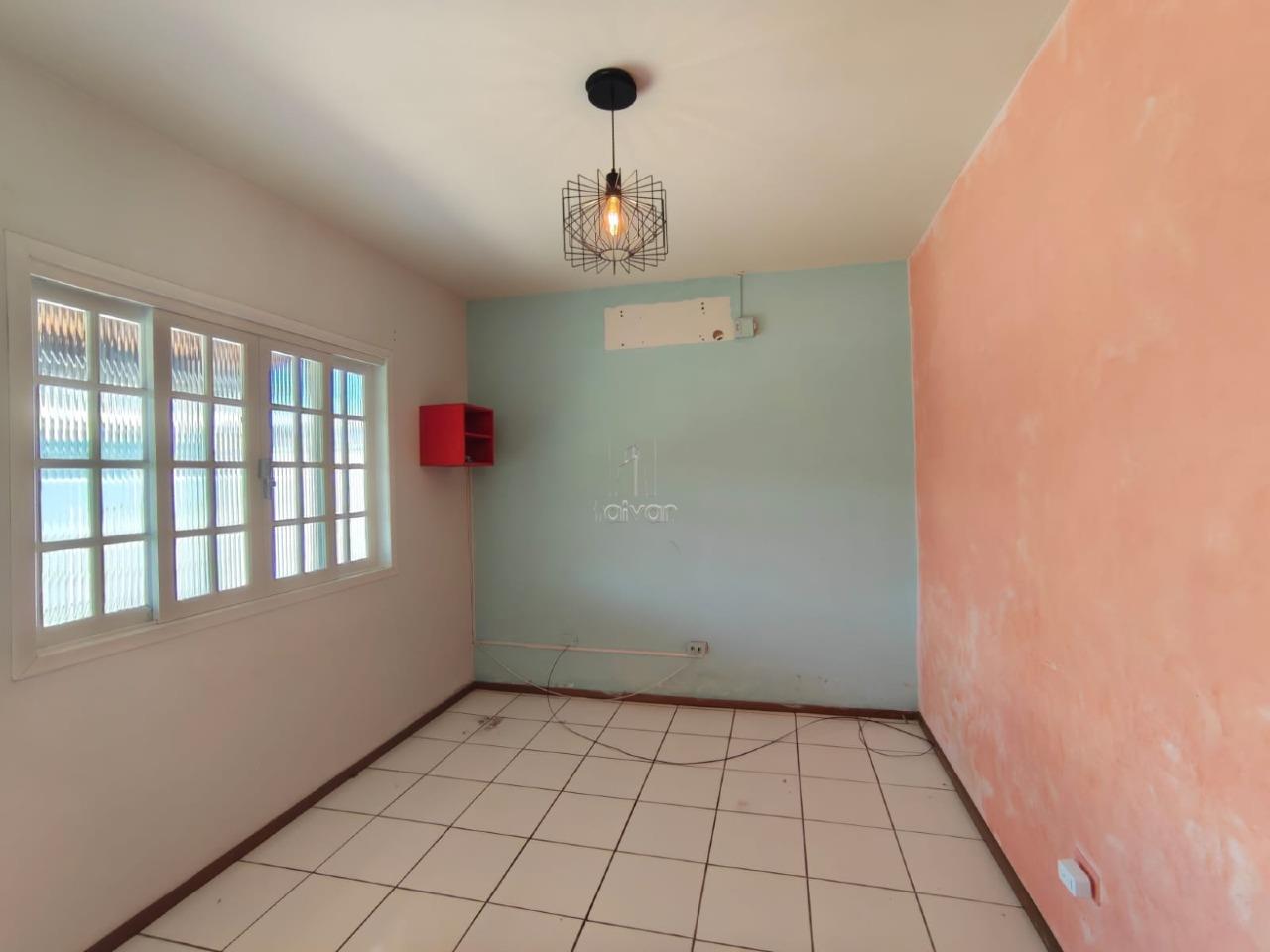 Casa para aluguel no Amizade: 