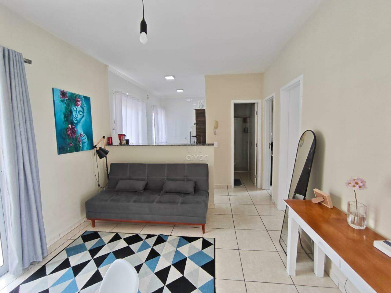 Apartamento para aluguel no Nereu Ramos: 