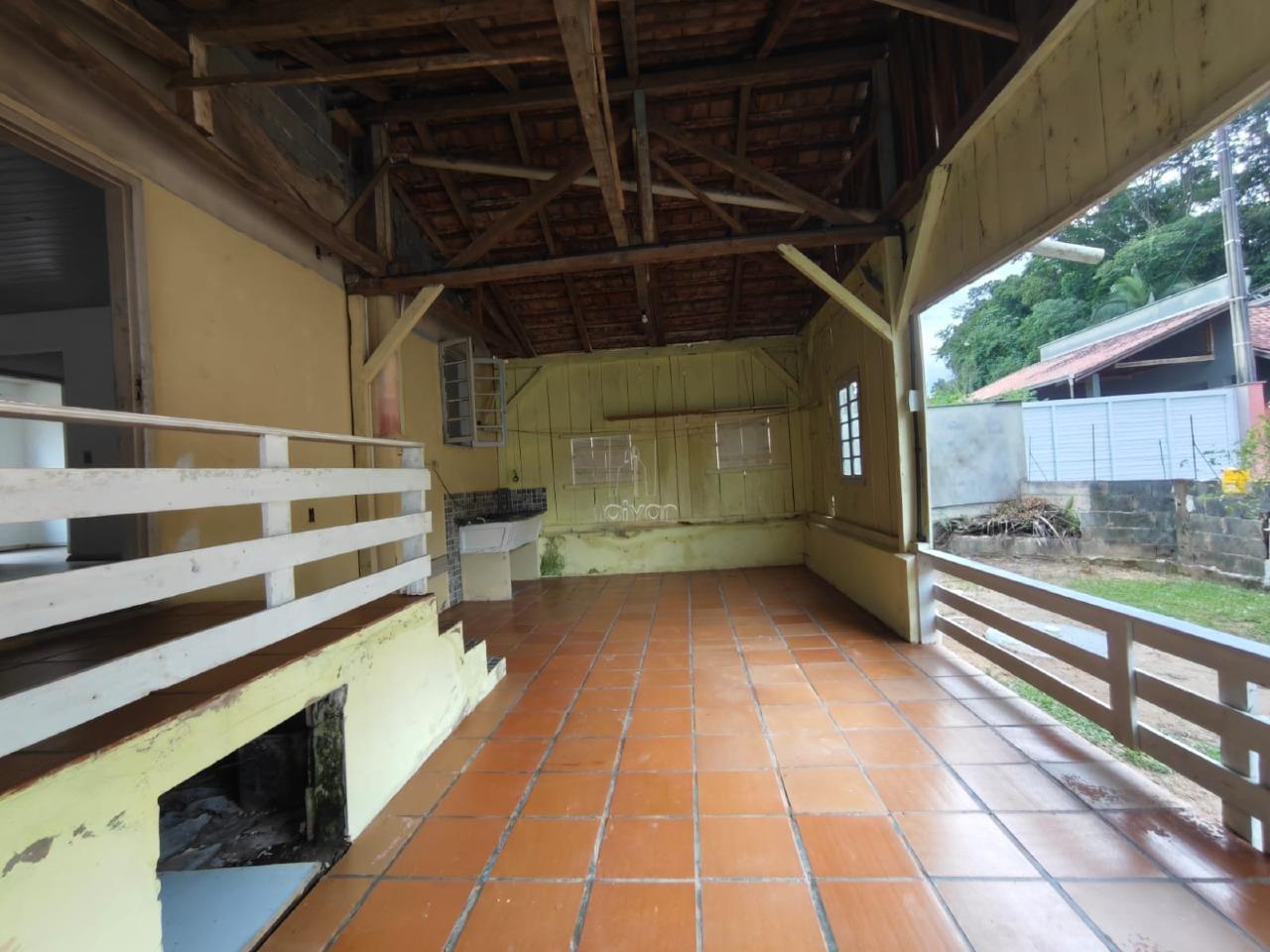 Casa para aluguel no Tifa Martins: 