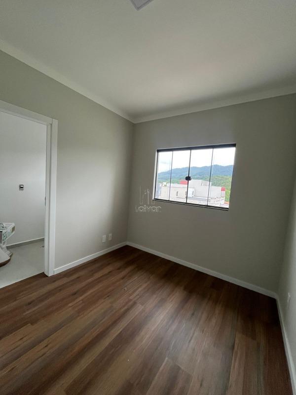 Geminado à venda no Jaraguá 99: 