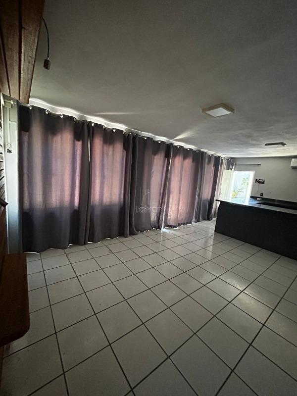 Sala Comercial para aluguel no Czerniewicz: 