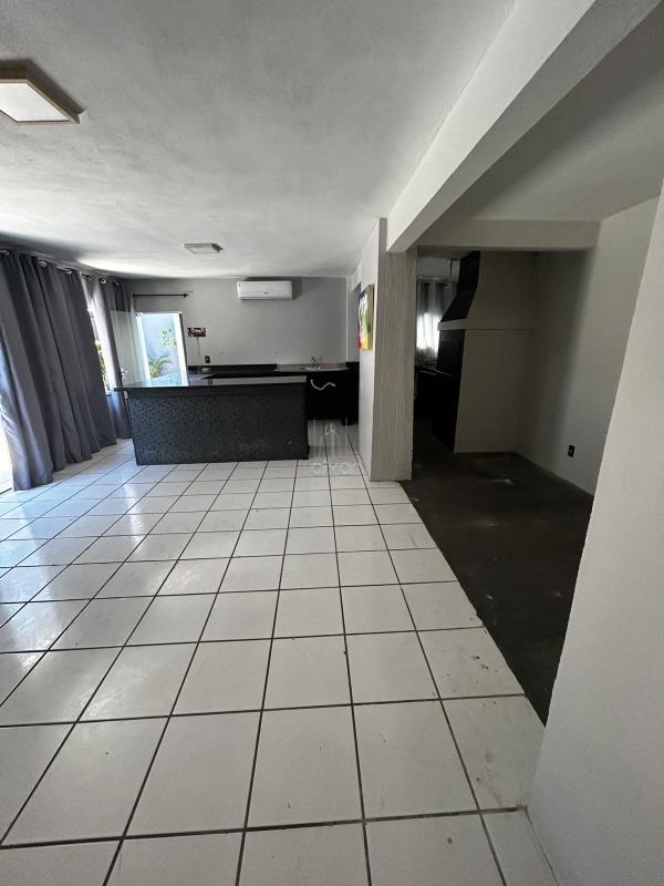 Sala Comercial para aluguel no Czerniewicz: 