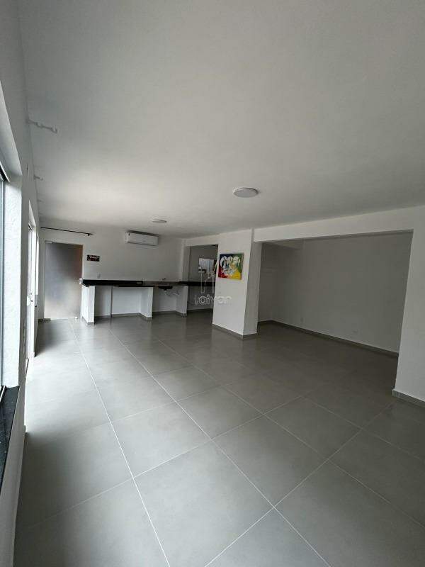 Sala Comercial para aluguel no Czerniewicz: 
