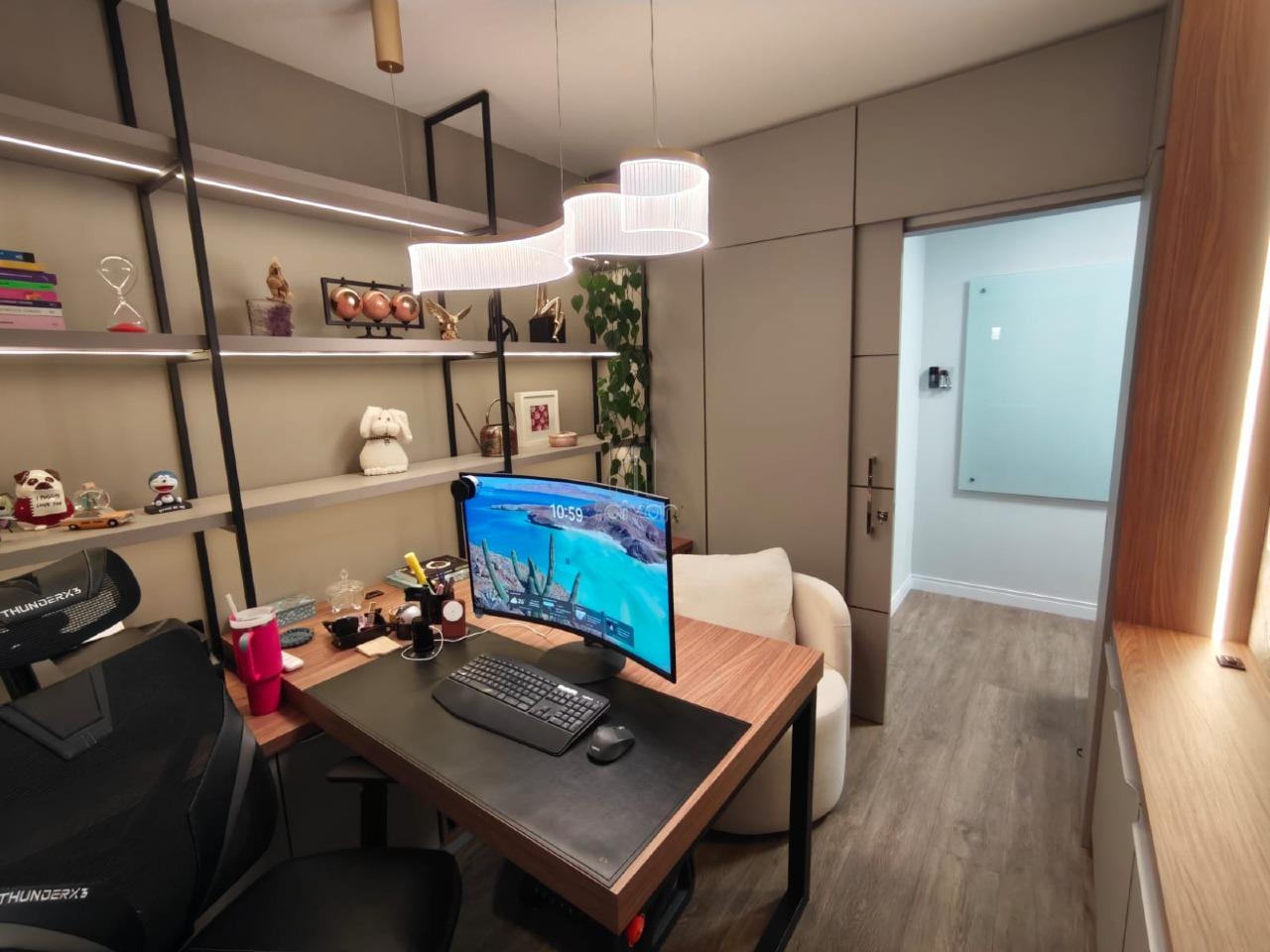 Prédio Comercial para aluguel no Centro: 