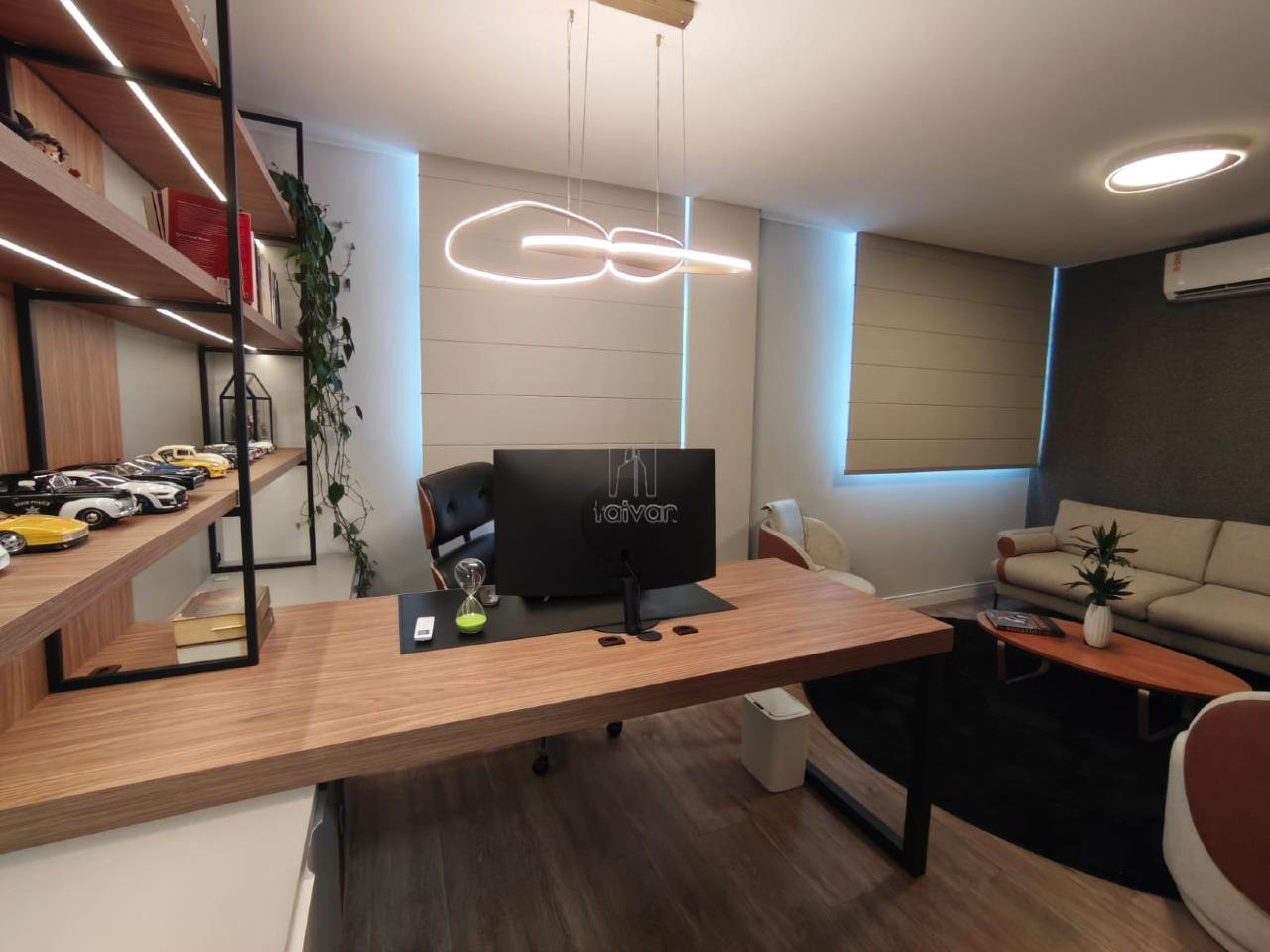 Prédio Comercial para aluguel no Centro: 