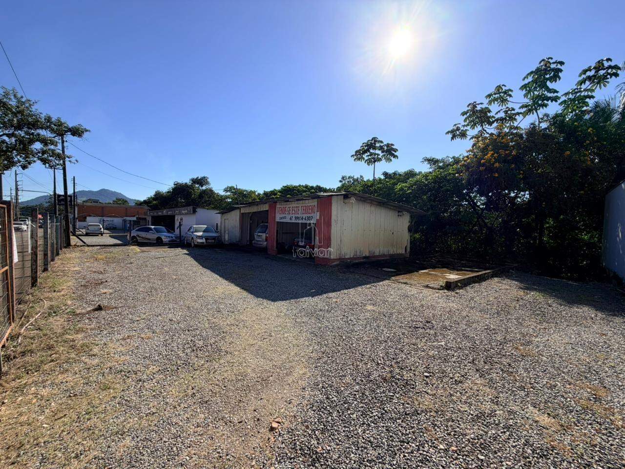 Terreno à venda no Barra do Rio Molha: 